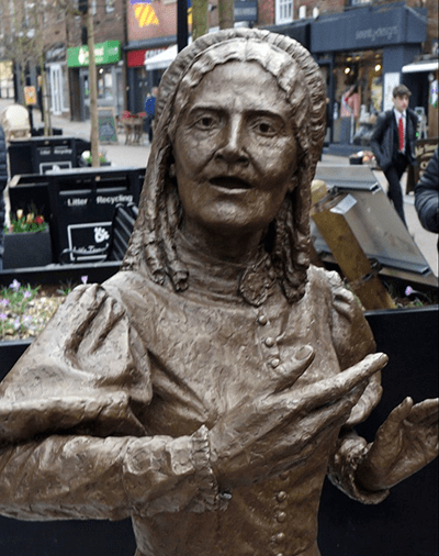 Elizabeth's statue